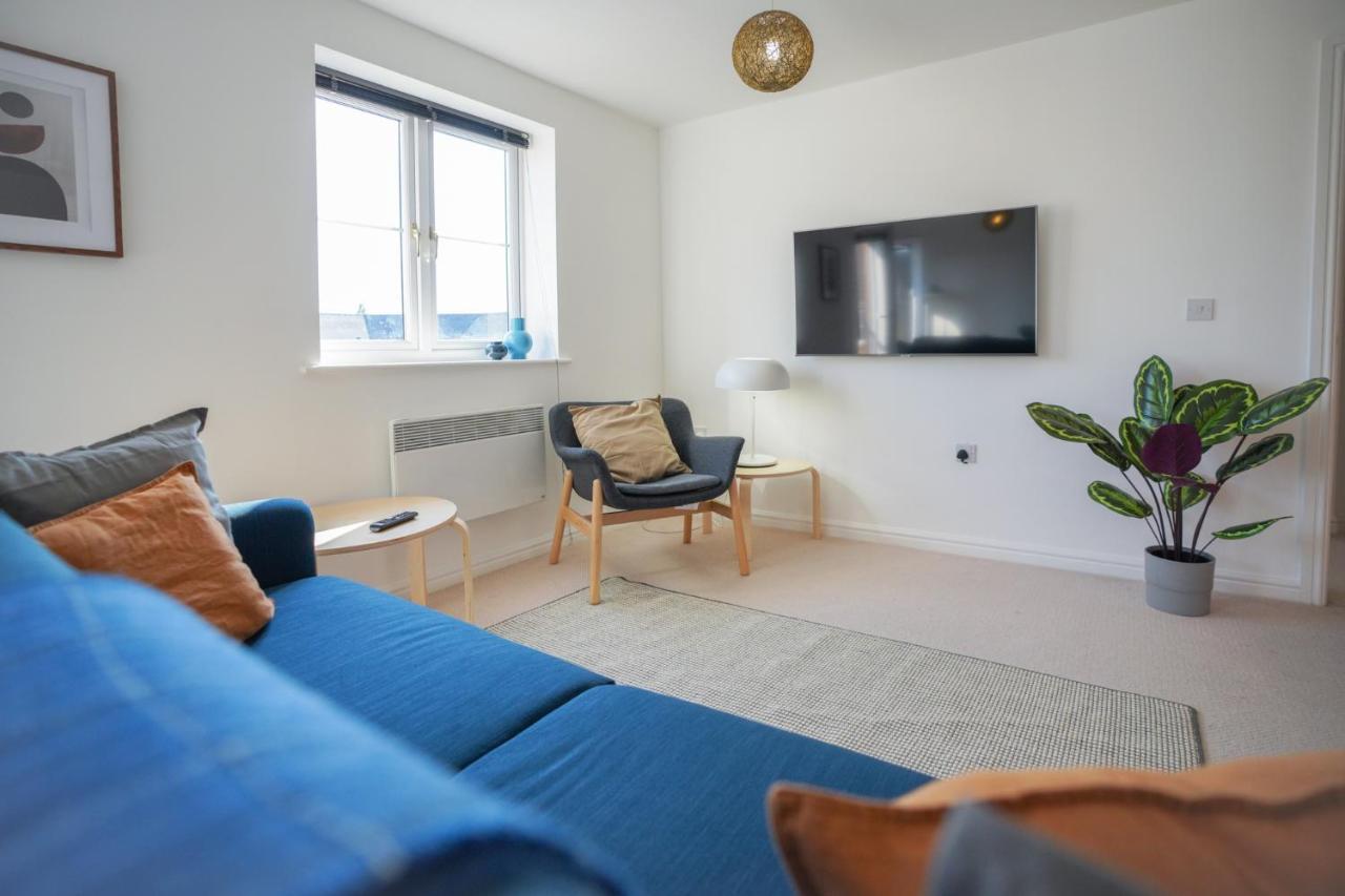 קארדיף Stylish Apartment With Private Parking מראה חיצוני תמונה
