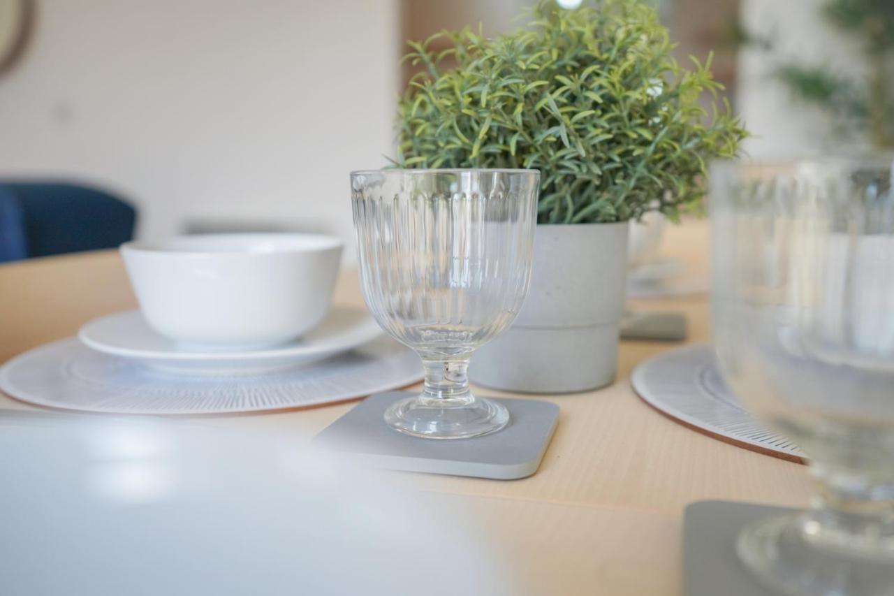 קארדיף Stylish Apartment With Private Parking מראה חיצוני תמונה