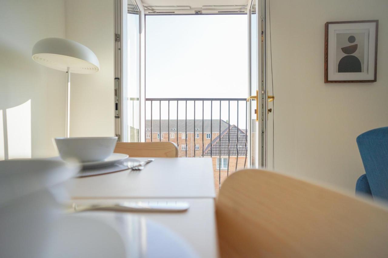 קארדיף Stylish Apartment With Private Parking מראה חיצוני תמונה